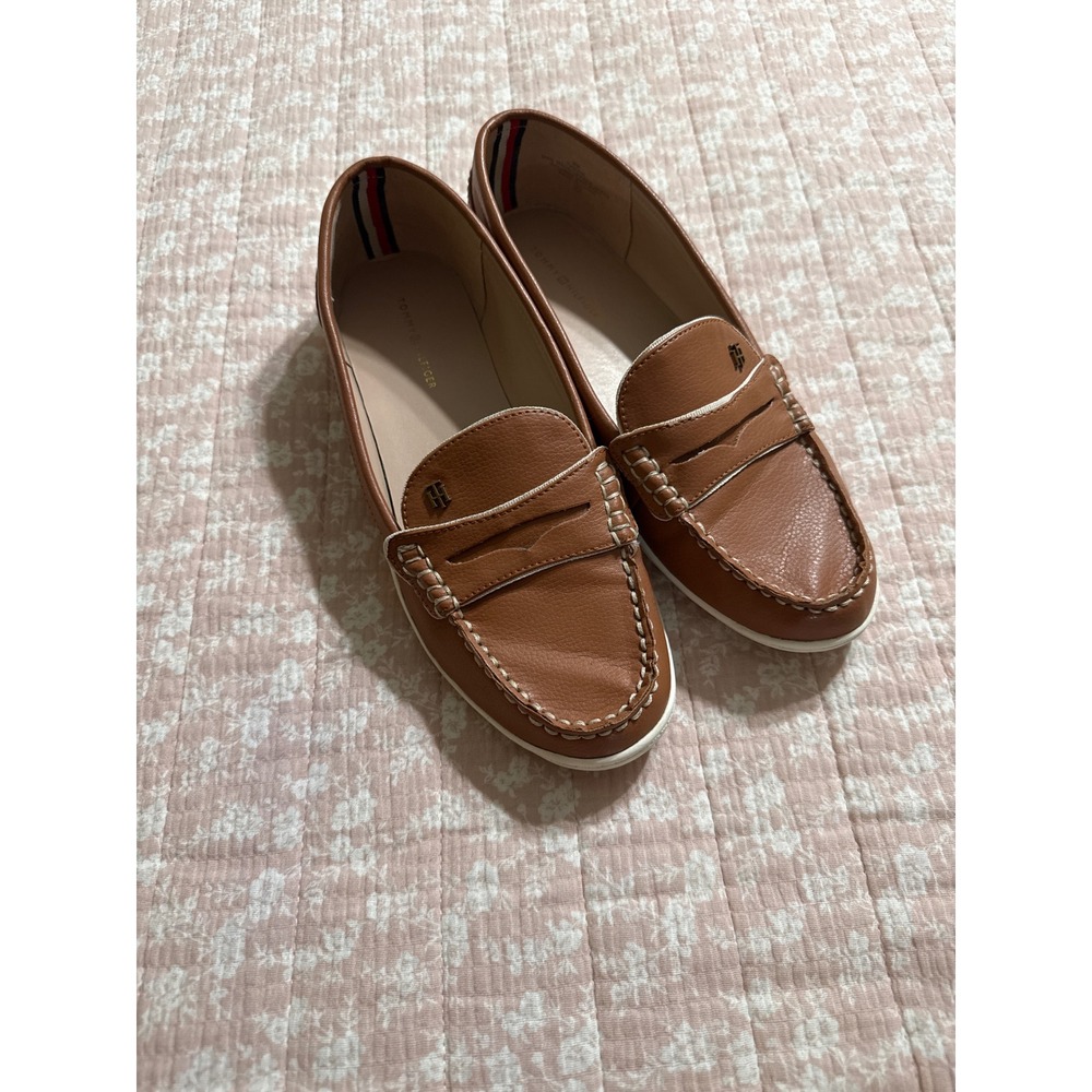Tommy Hilfiger Kaia Tan Brown Penny Loafers Shoes Womens 9M